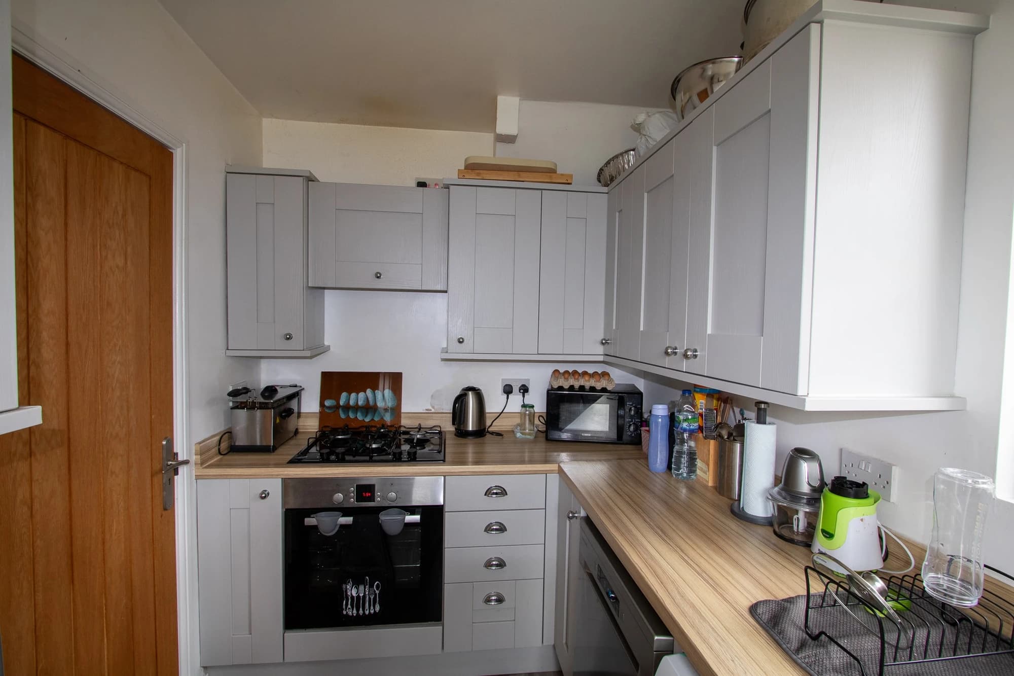 property photo 5 of 19
