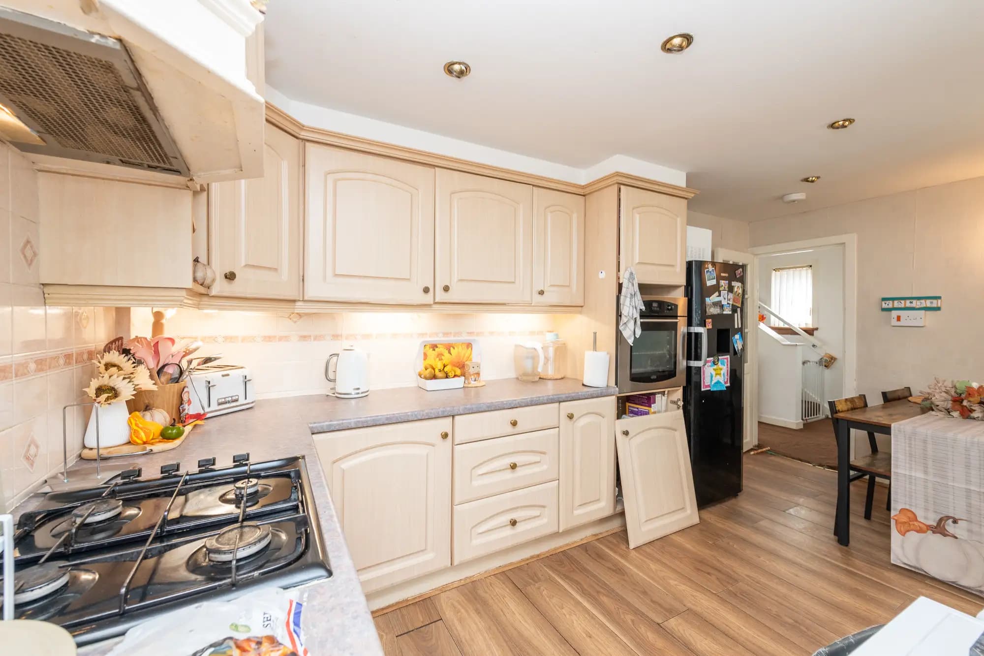 property photo 8 of 38