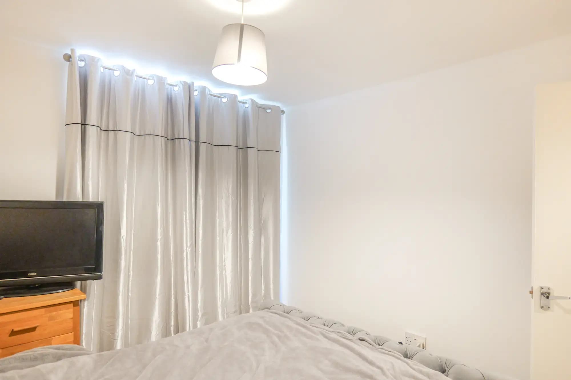 property photo 15 of 26