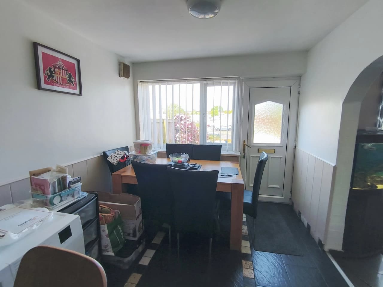 property photo 9 of 22