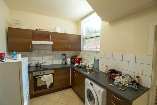 property photo 12 of 30