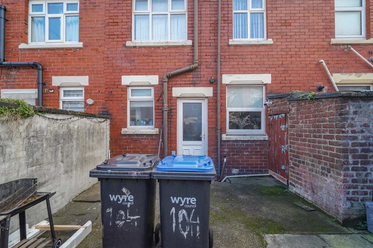 property photo 22 of 23