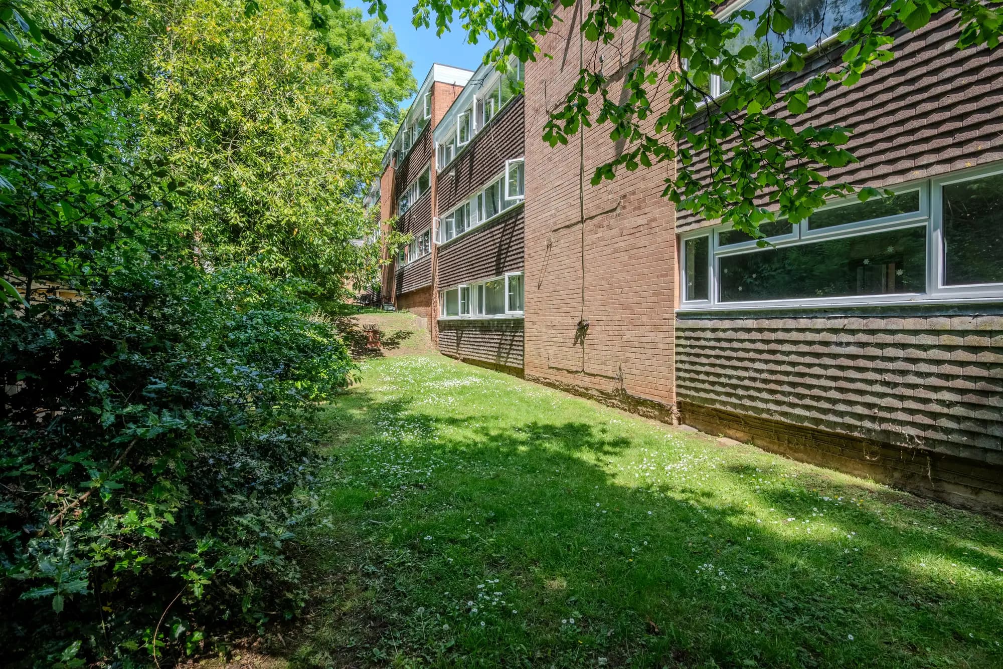 property photo 14 of 16
