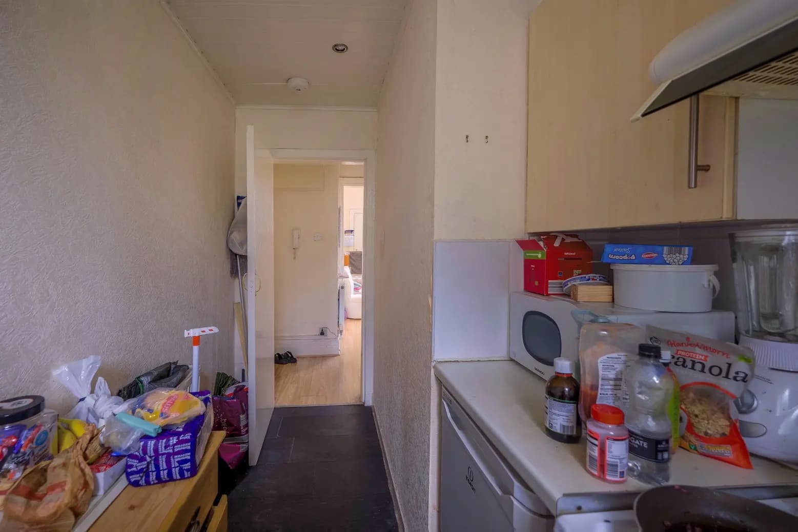 property photo 6 of 21