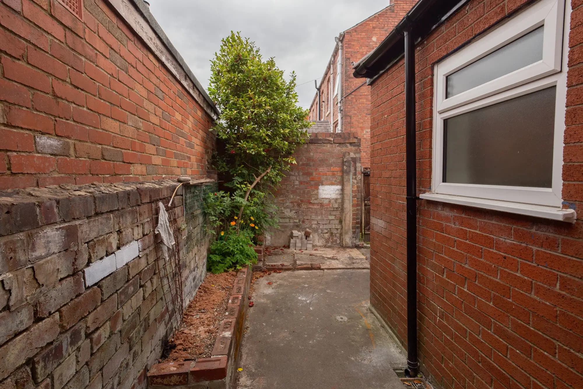 property photo 30 of 34