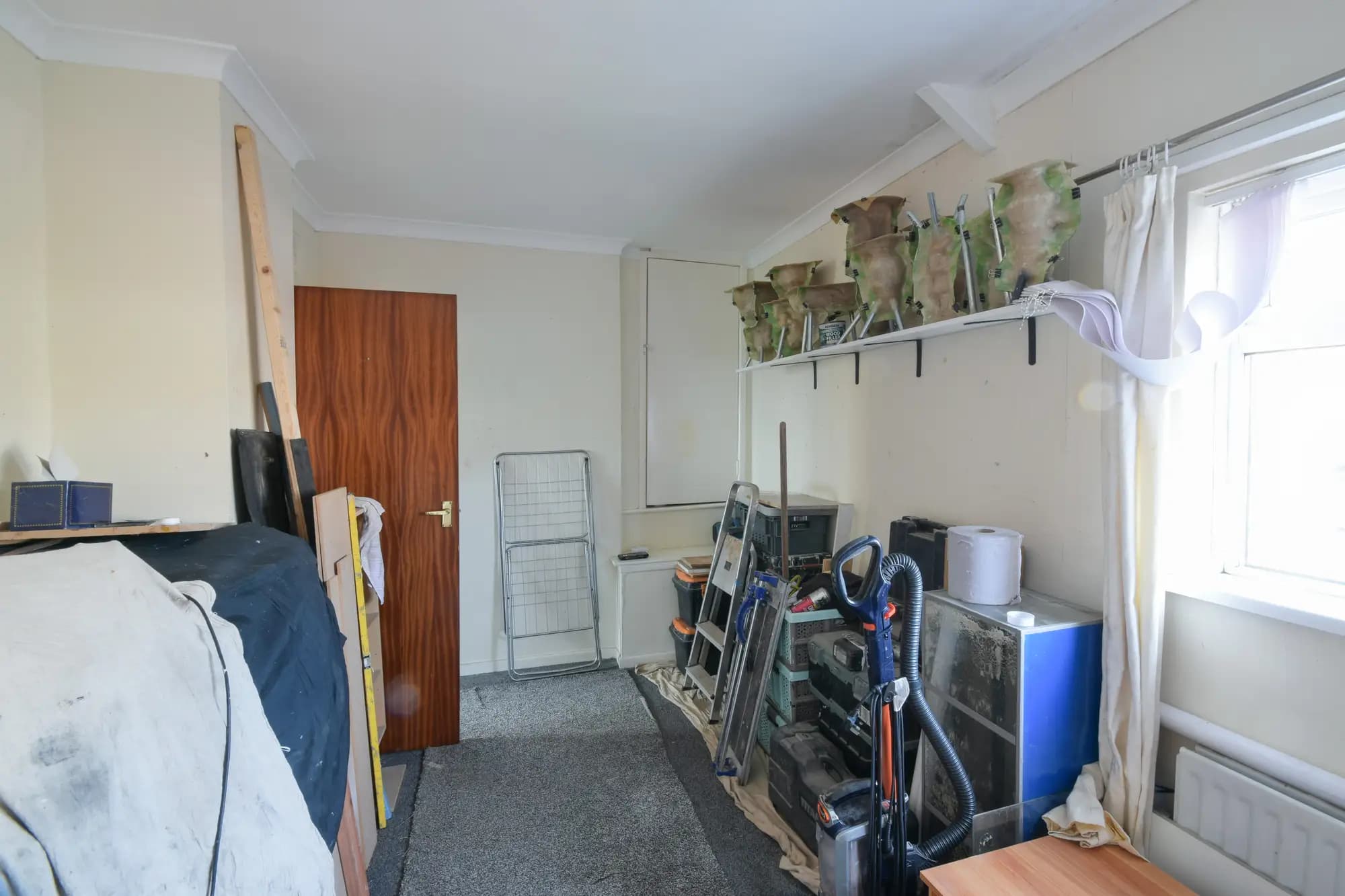 property photo 10 of 17