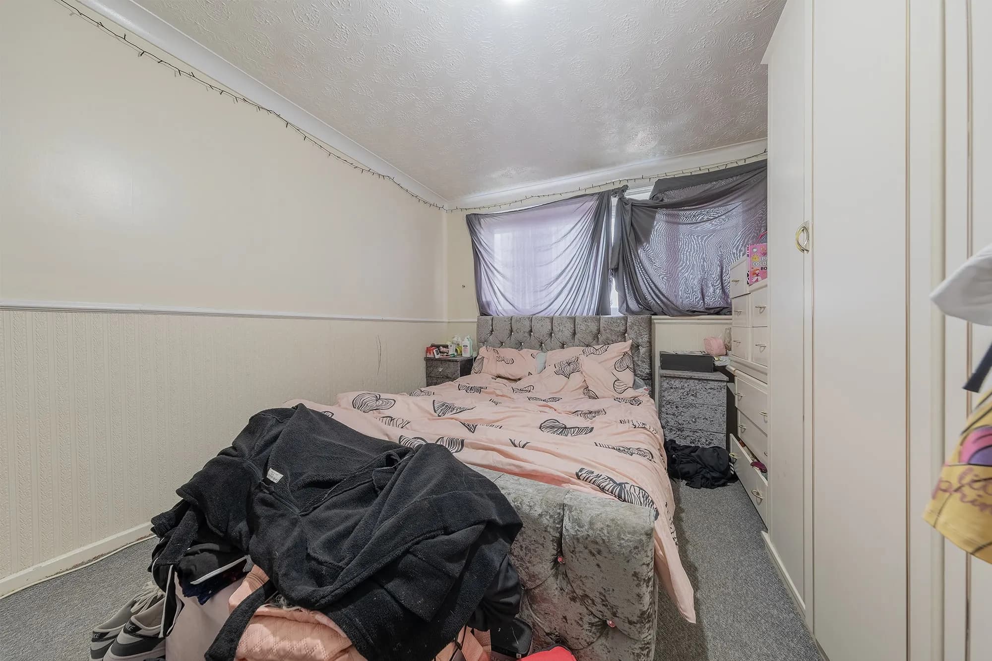 property photo 19 of 28
