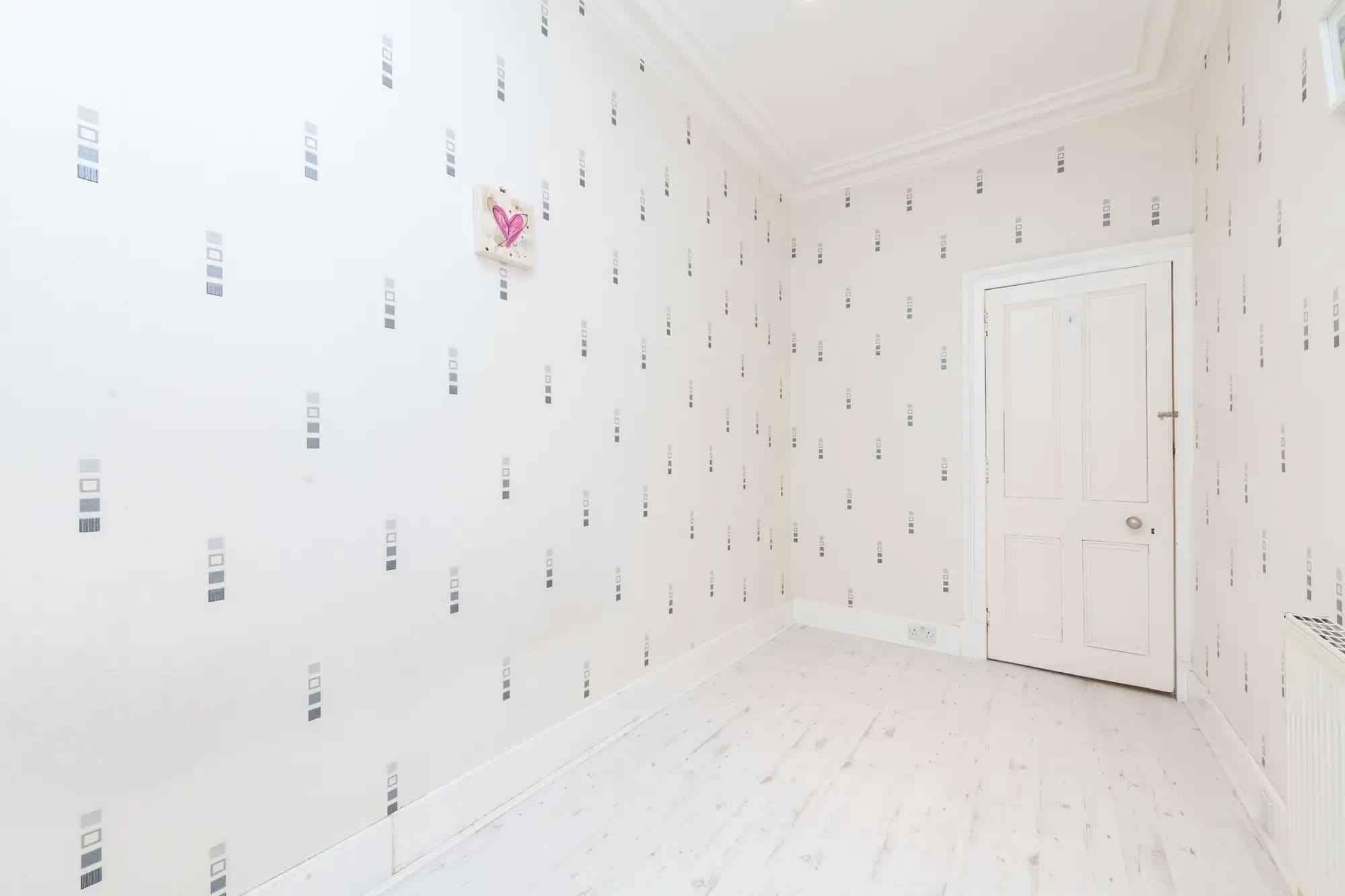 property photo 14 of 20