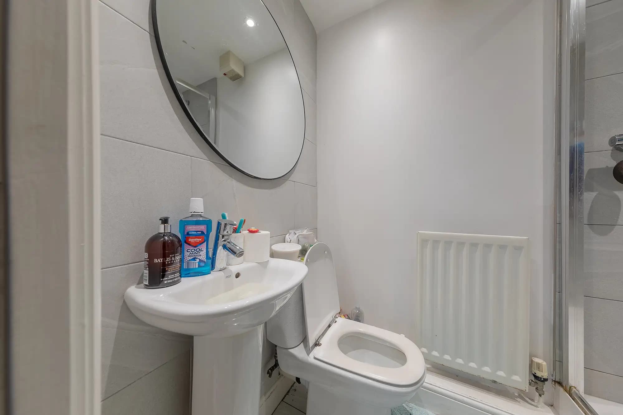 property photo 15 of 26