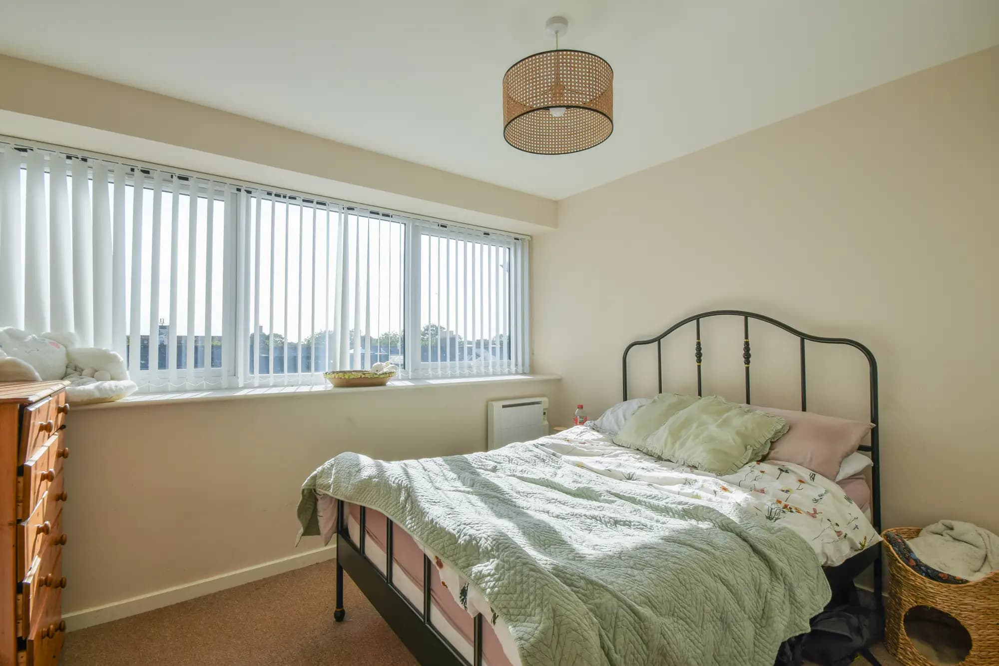 property photo 9 of 13