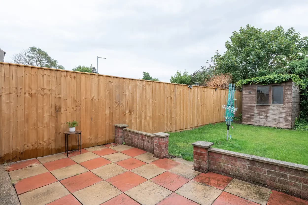 property photo 25 of 30