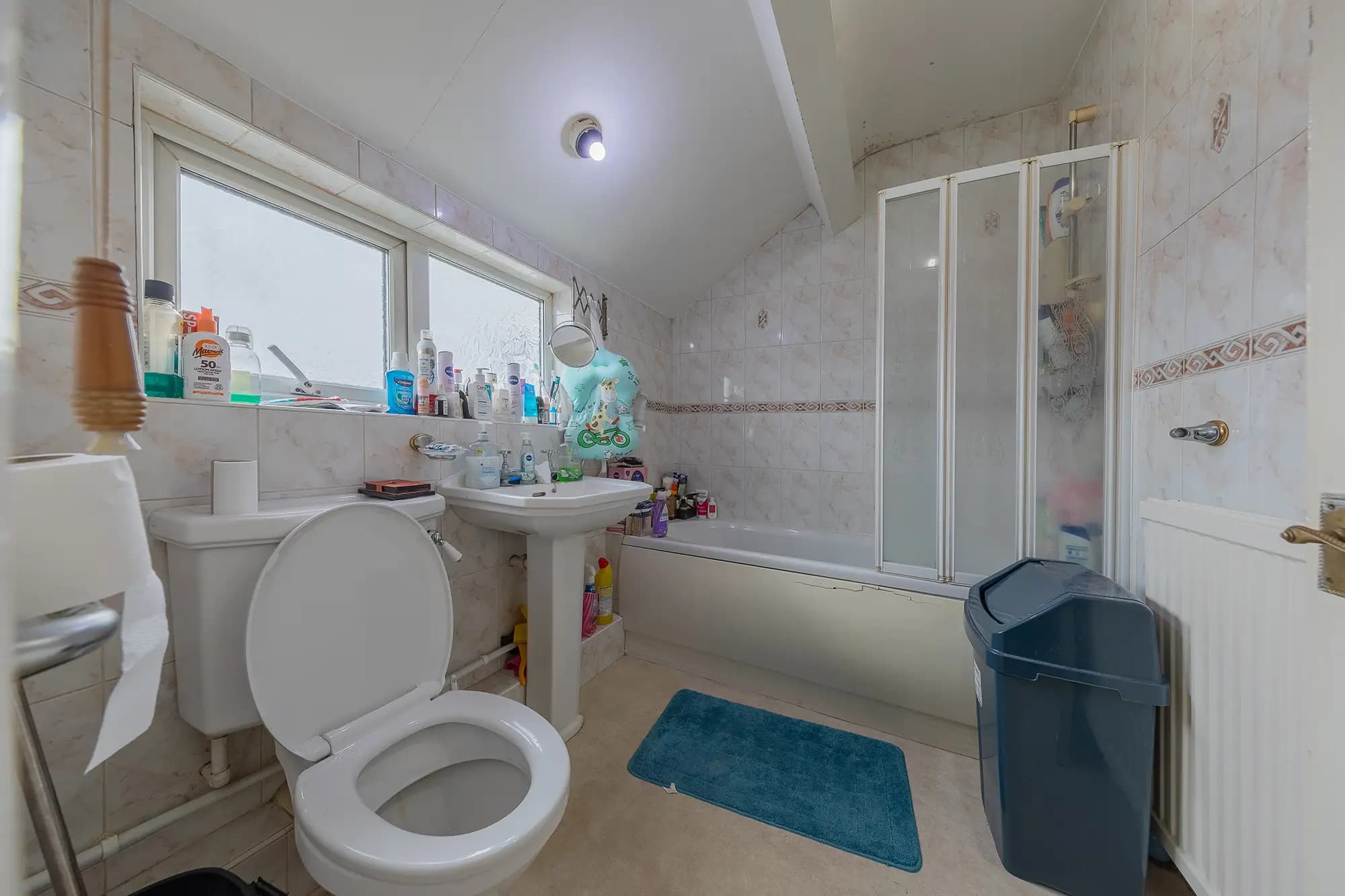 property photo 9 of 20