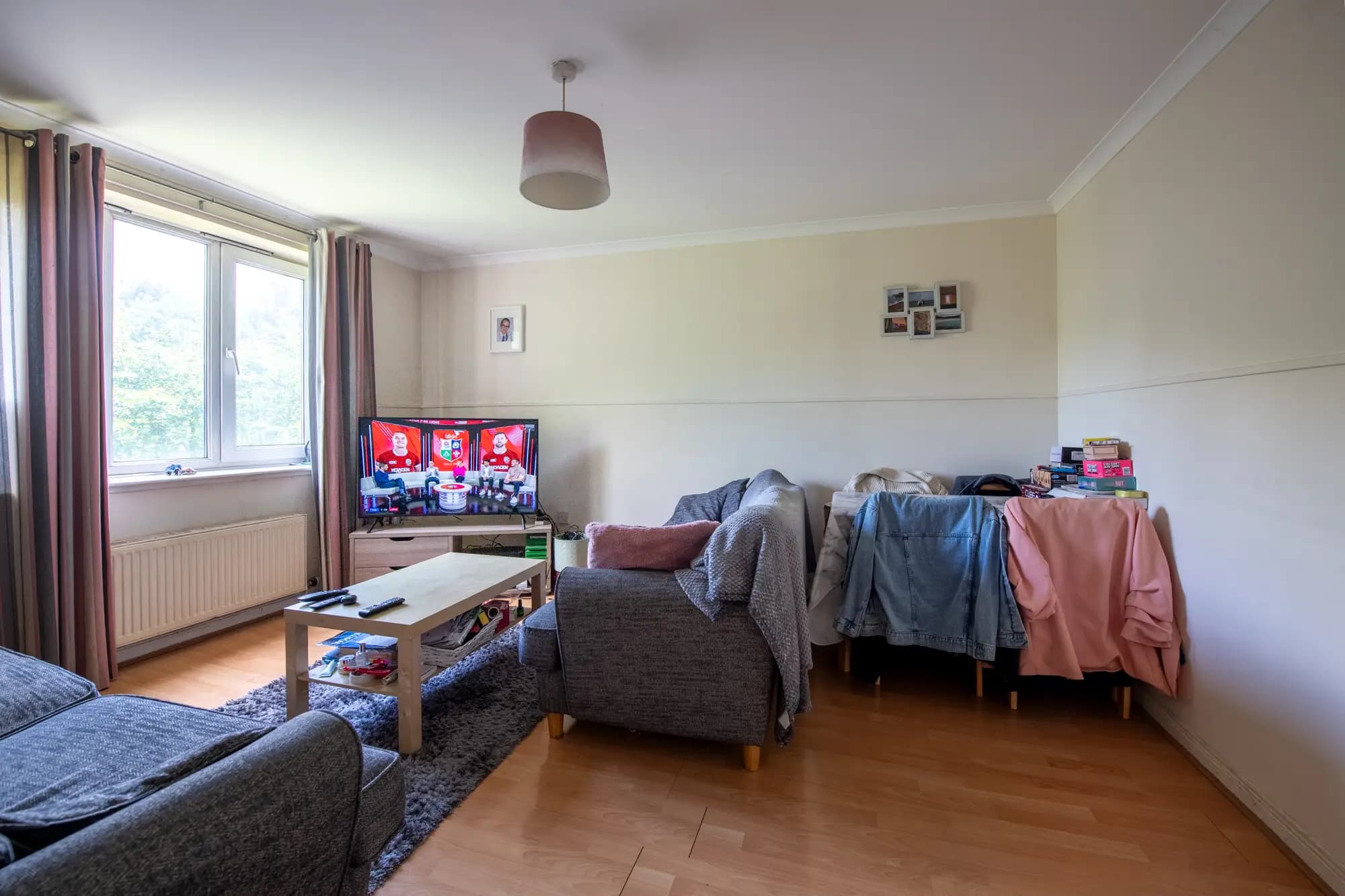 property photo 4 of 16