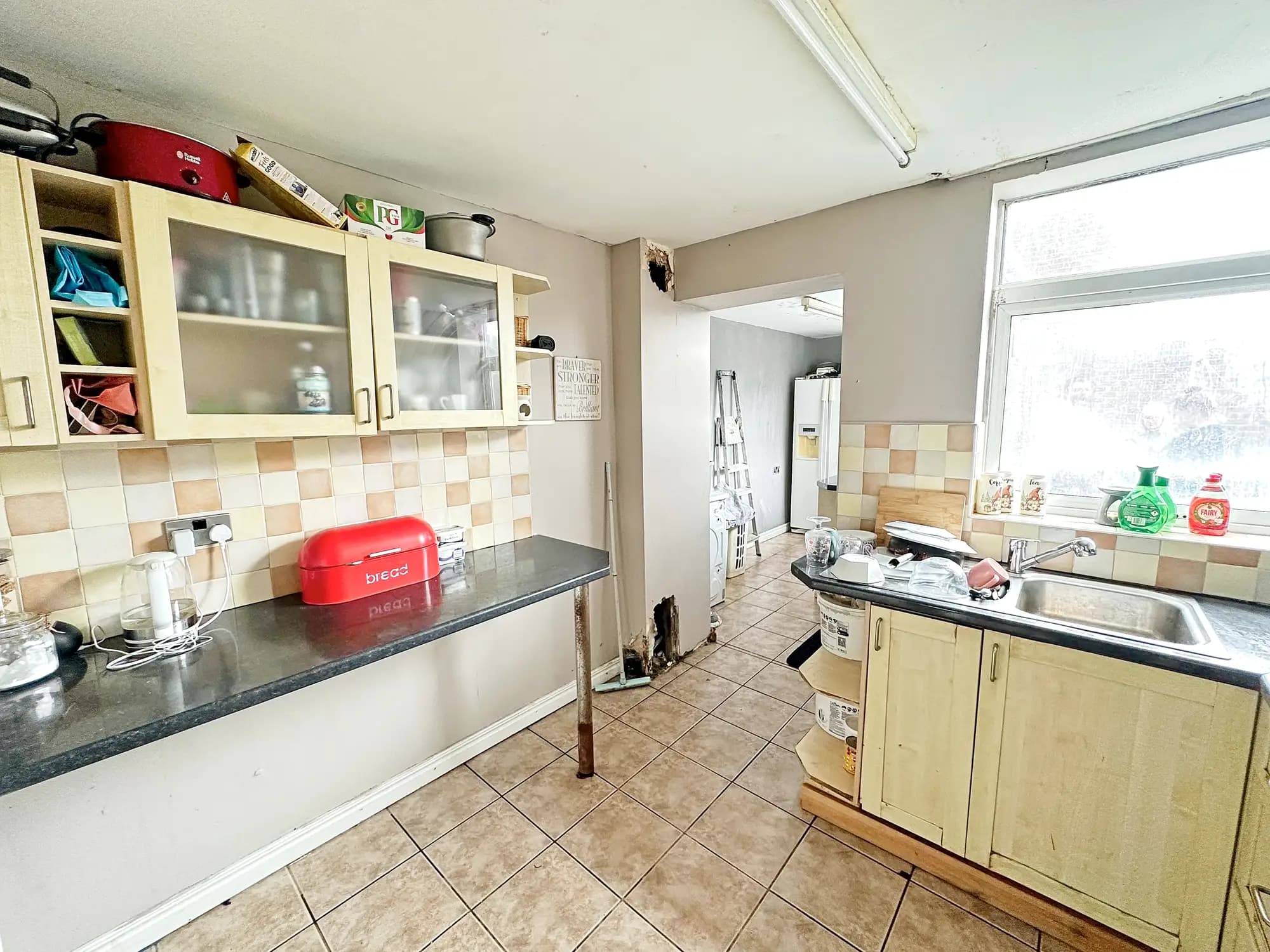property photo 6 of 24