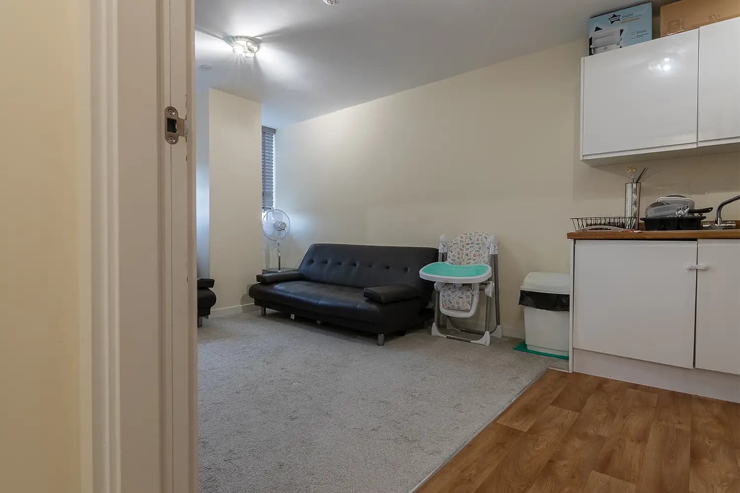 property photo 4 of 19