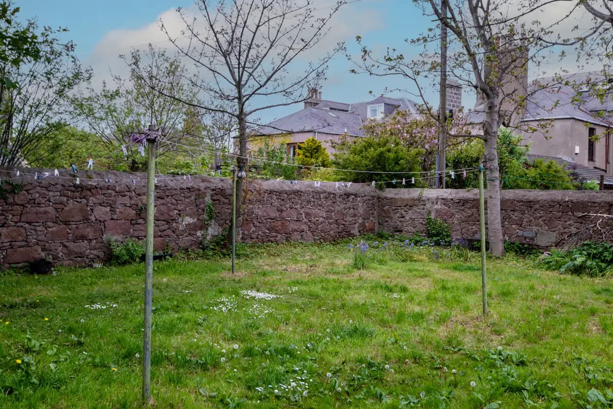 property photo 21 of 23