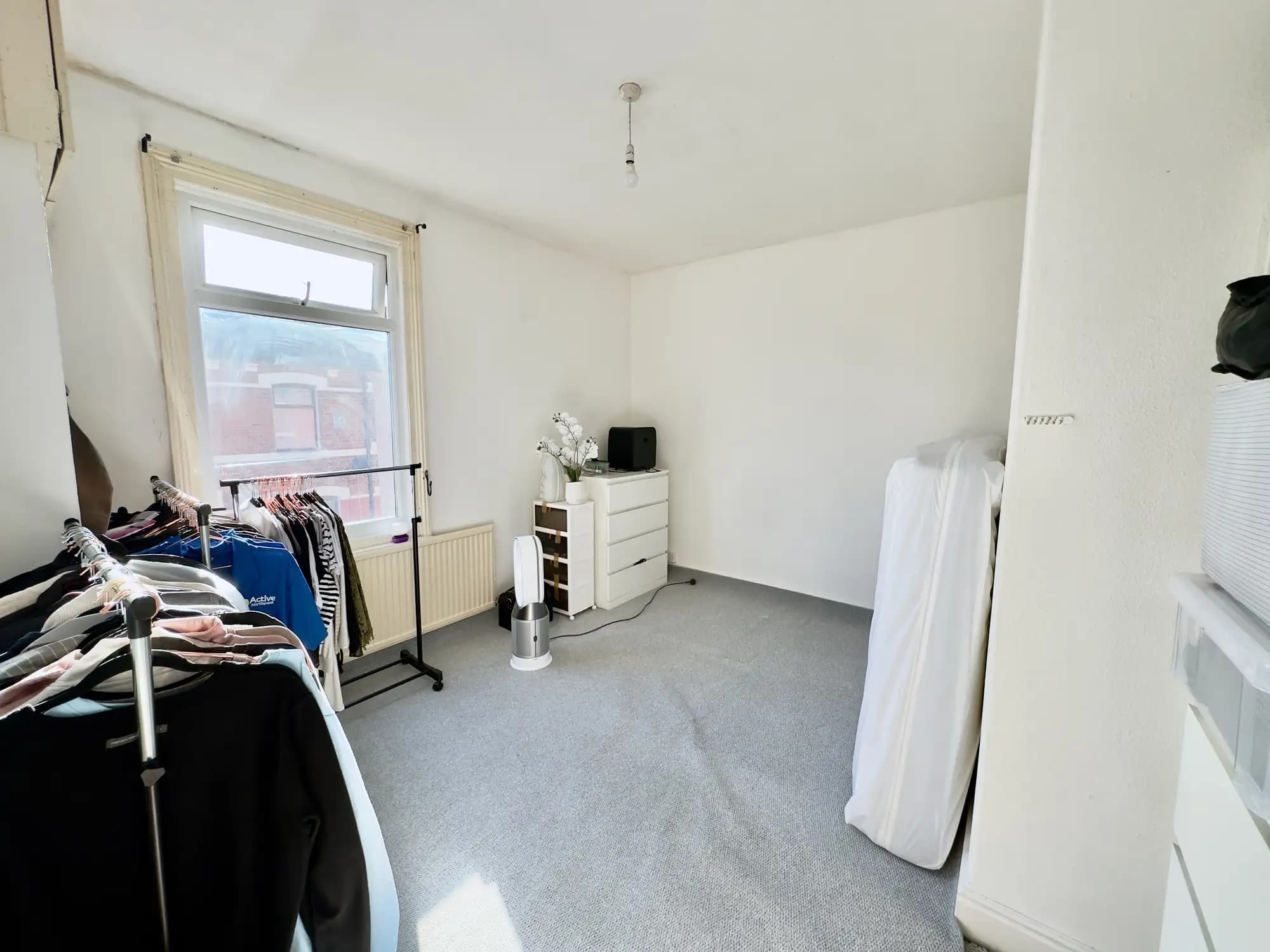 property photo 8 of 23