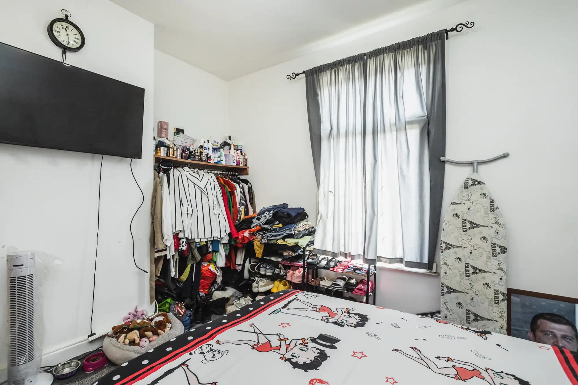 property photo 11 of 25