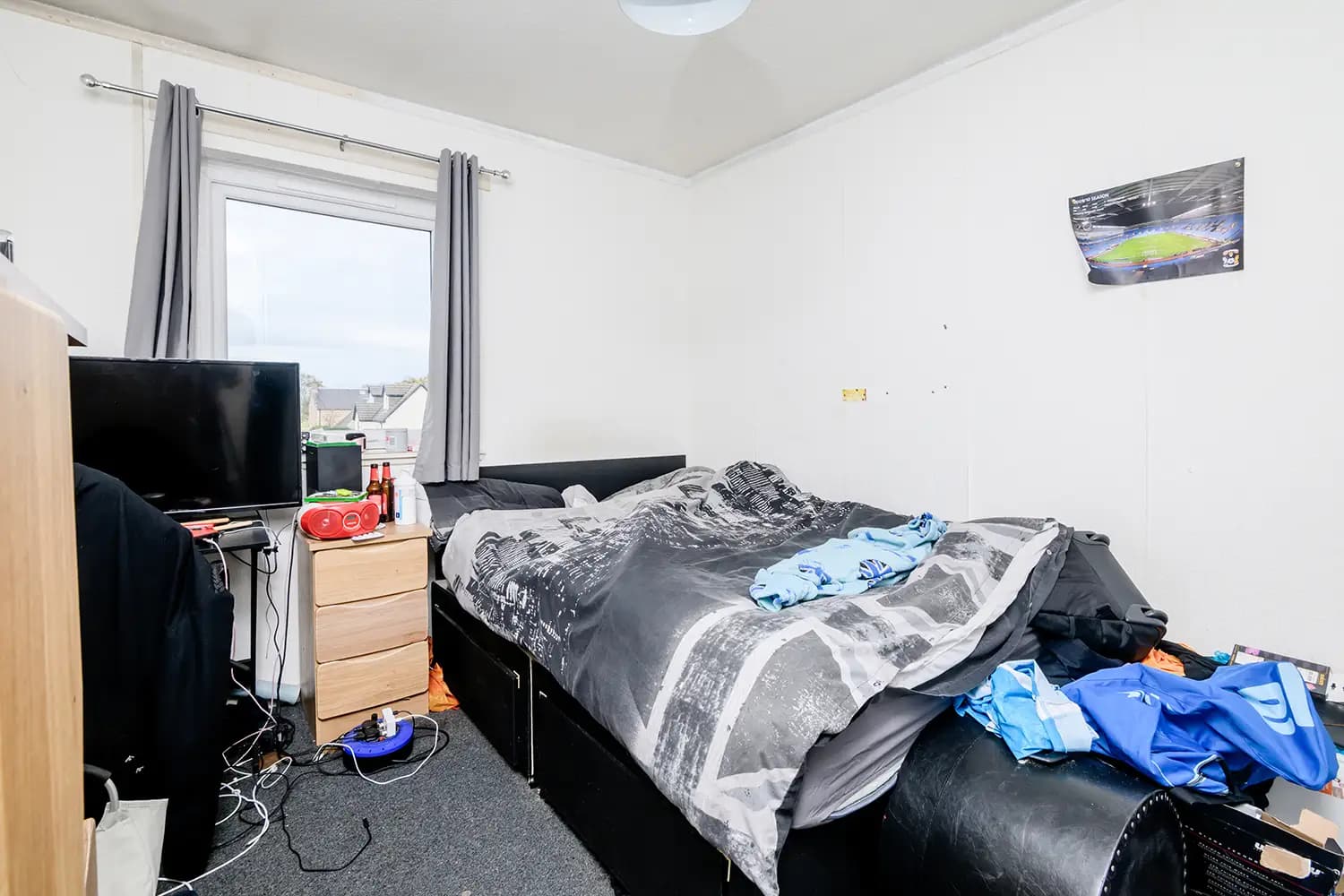 property photo 12 of 27