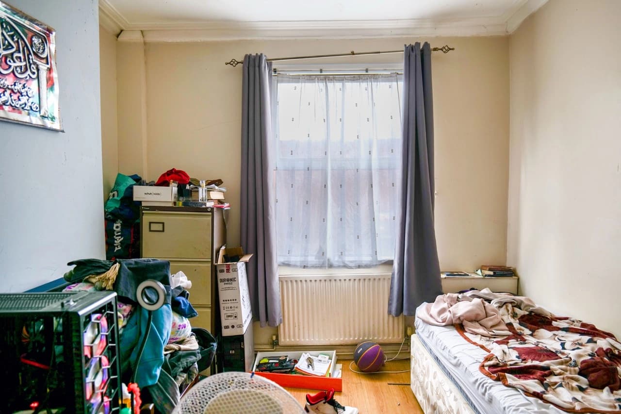 property photo 18 of 25