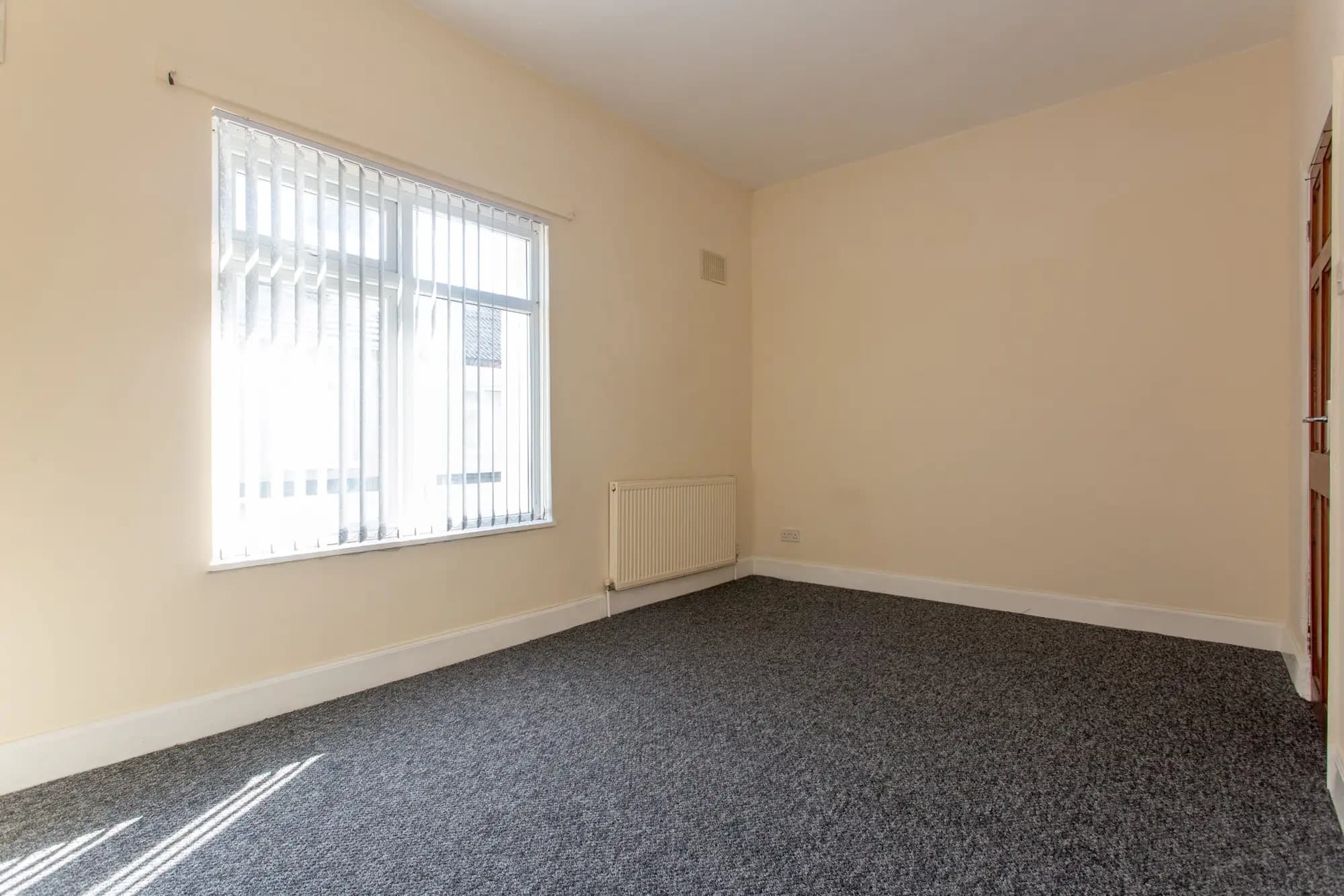 property photo 14 of 21
