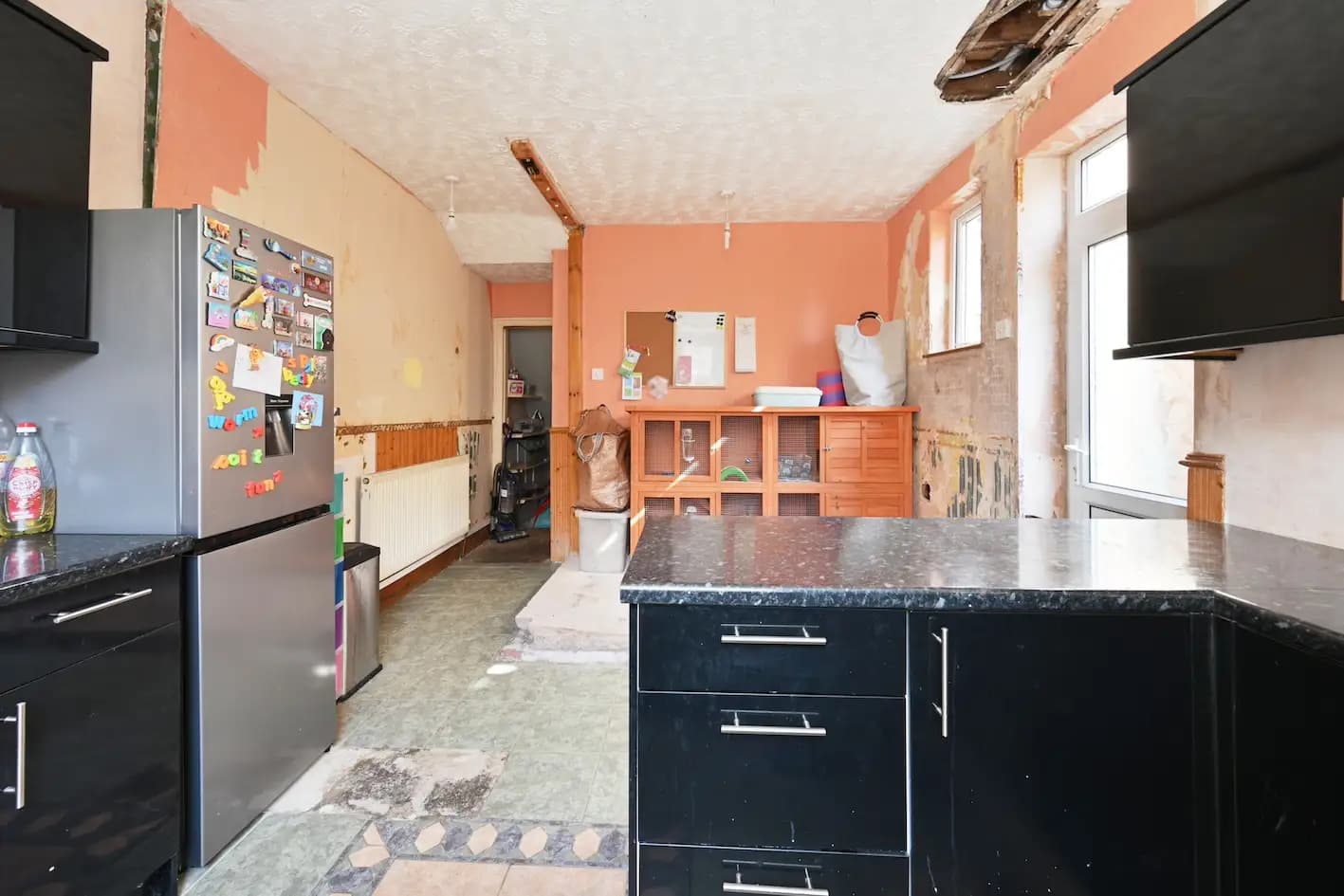 property photo 6 of 18