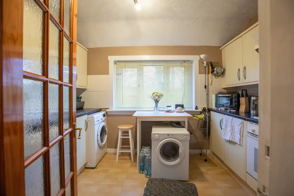 property photo 9 of 26