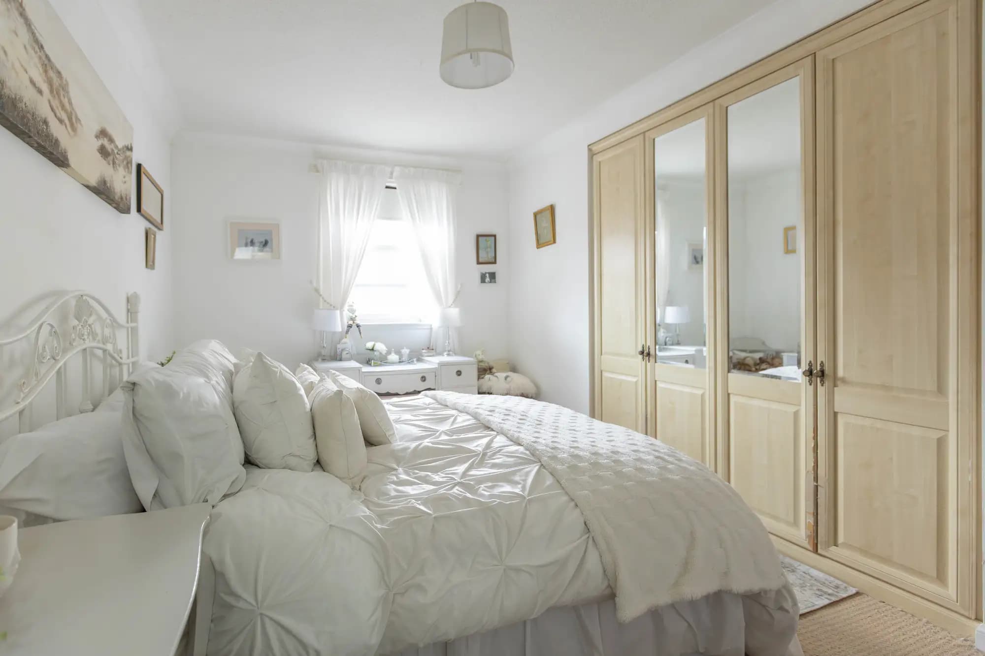 property photo 19 of 34