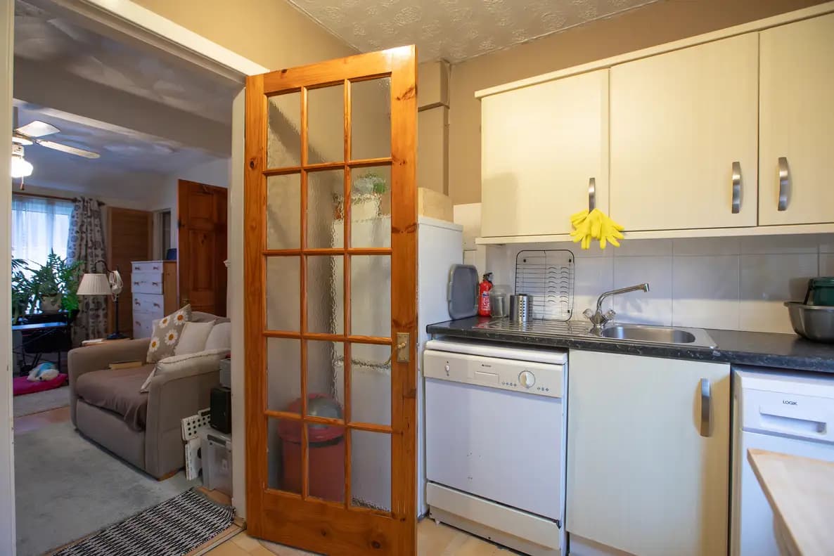 property photo 13 of 26