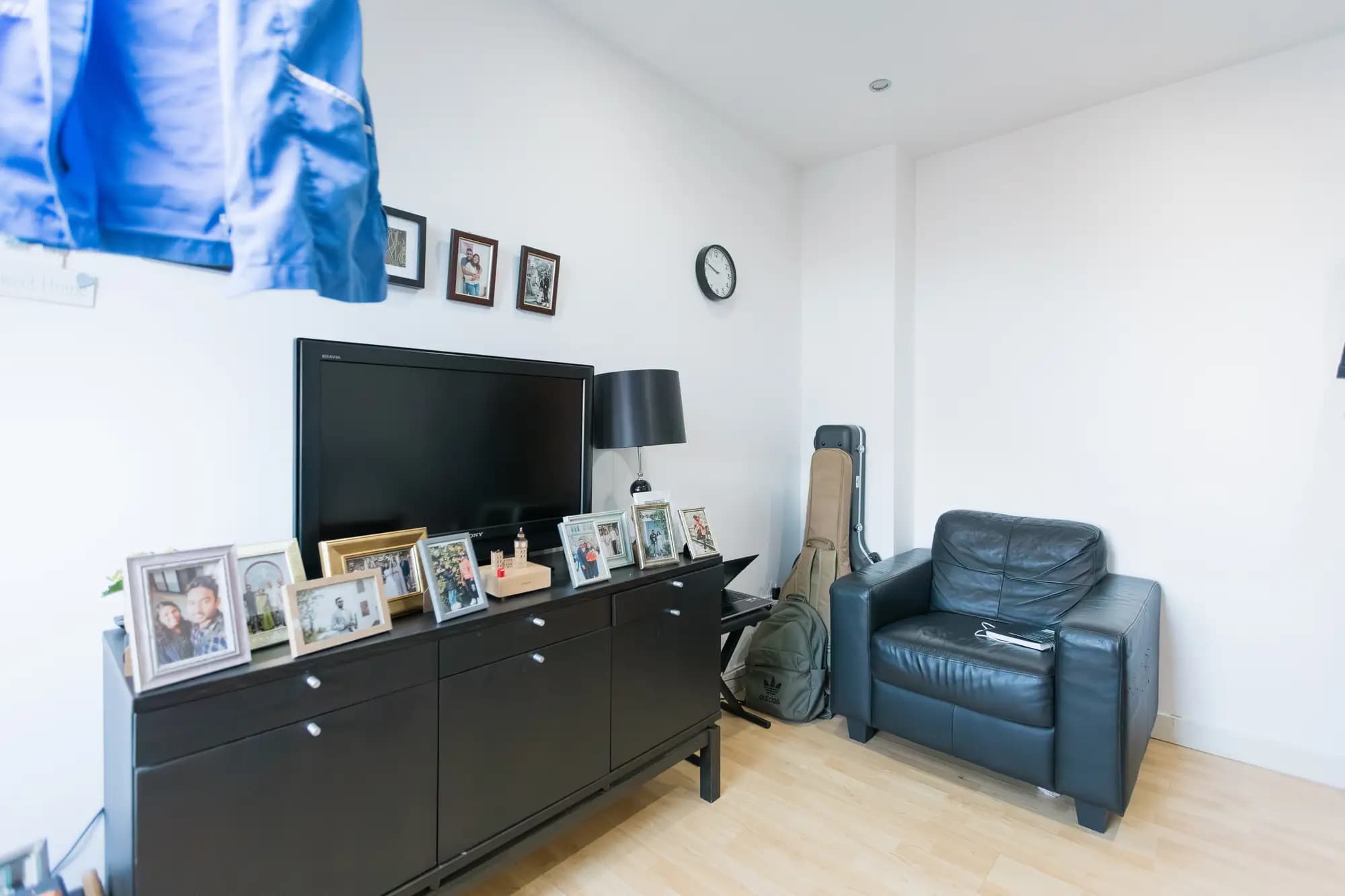 property photo 7 of 32