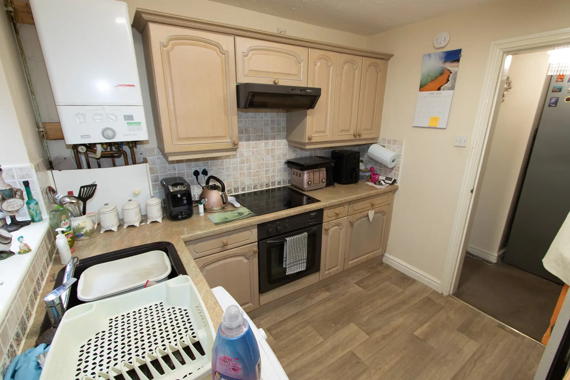 property photo 6 of 12