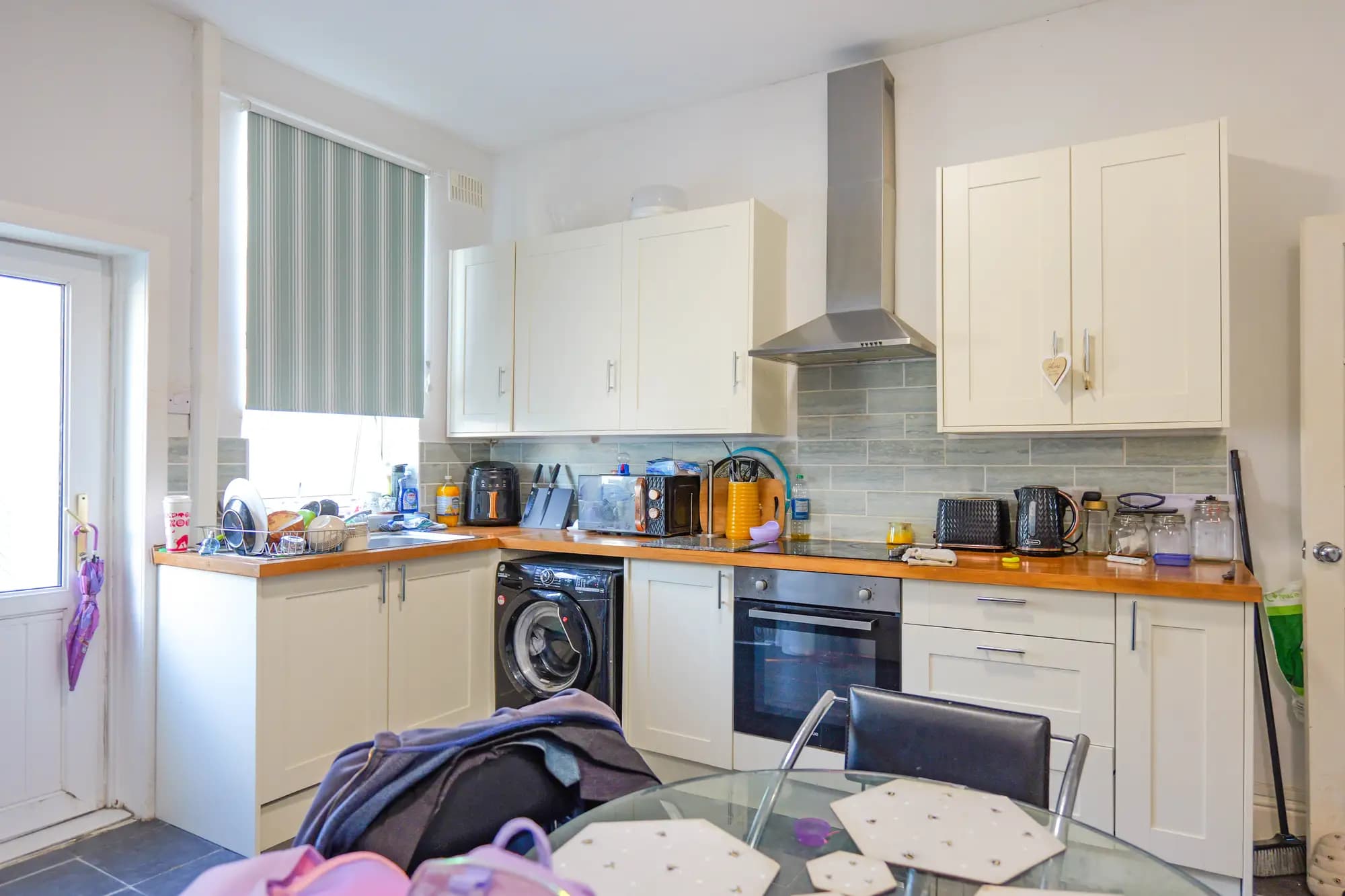 property photo 5 of 20