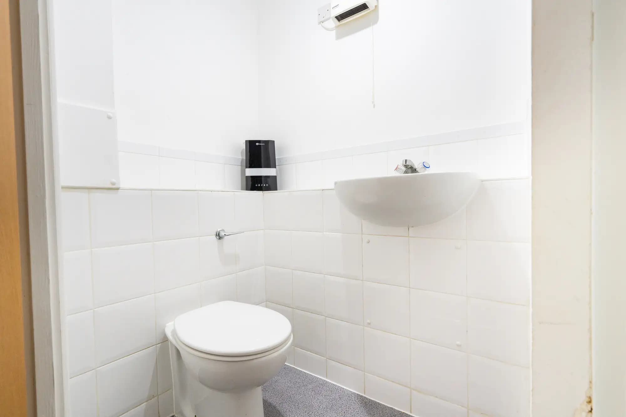 property photo 15 of 26