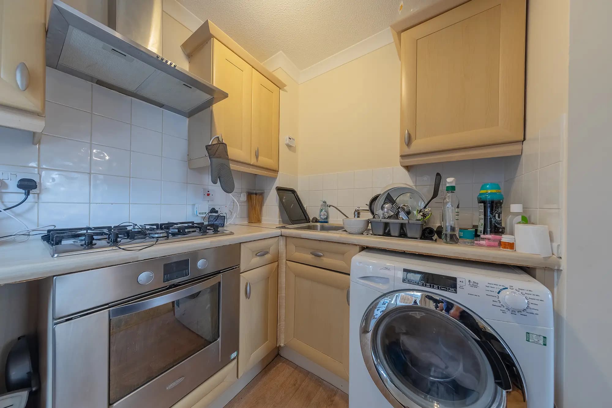 property photo 6 of 16