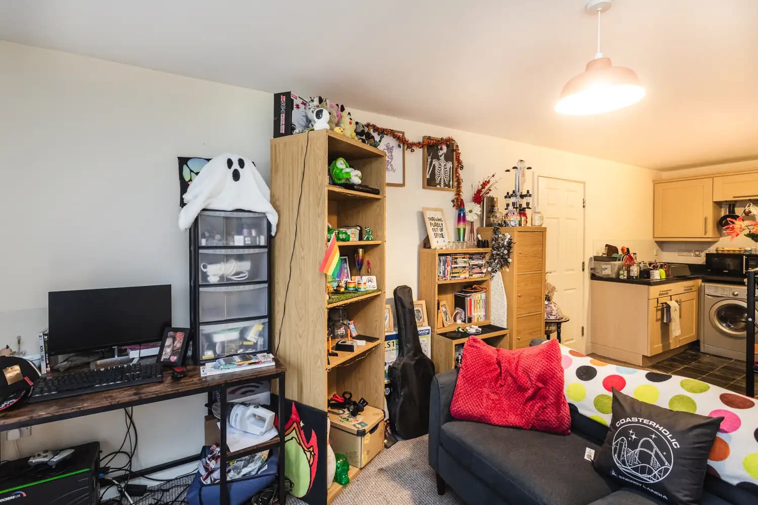property photo 4 of 11