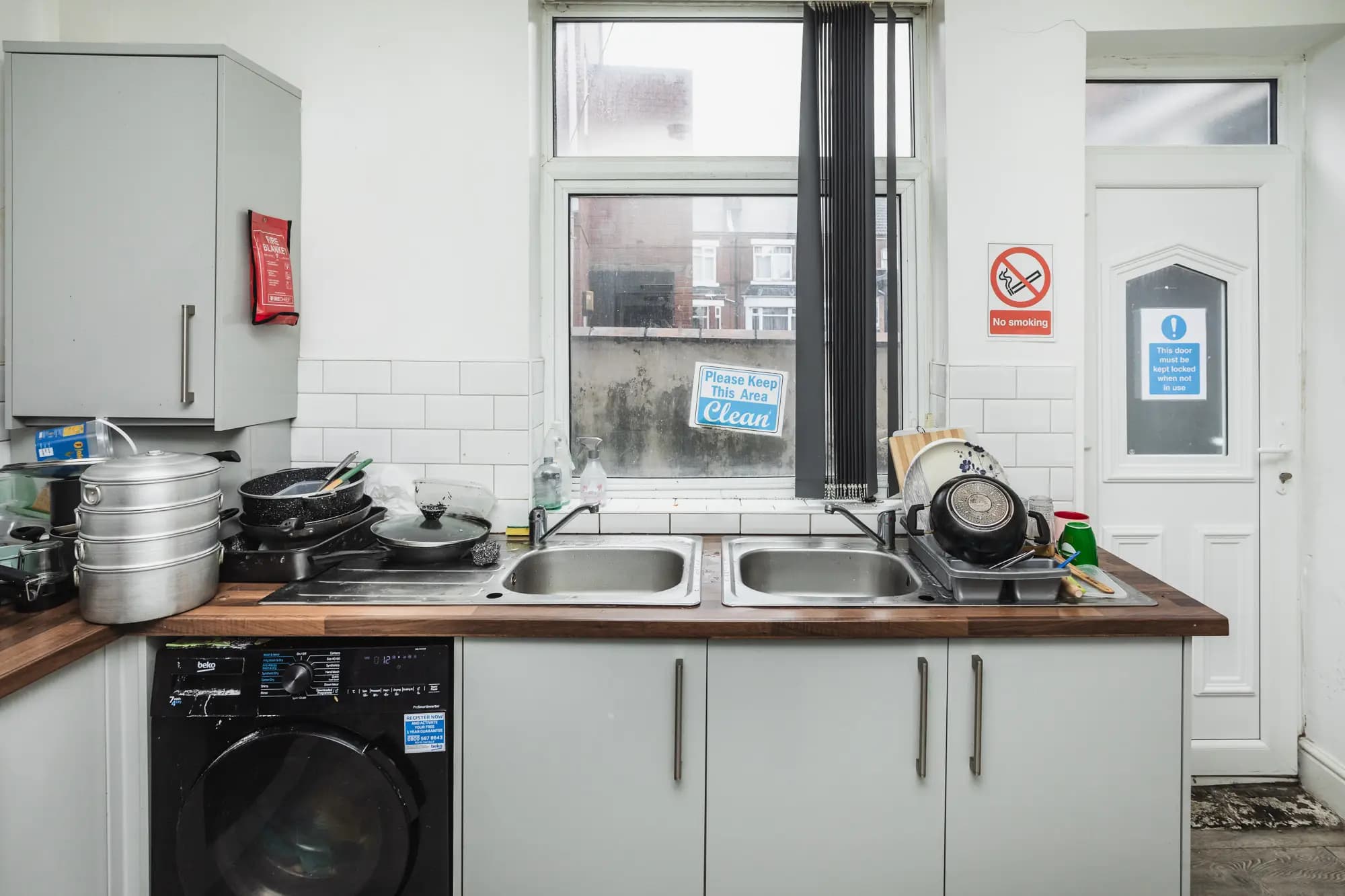 property photo 5 of 40