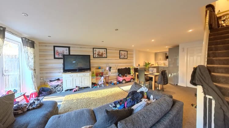 property photo 3 of 37