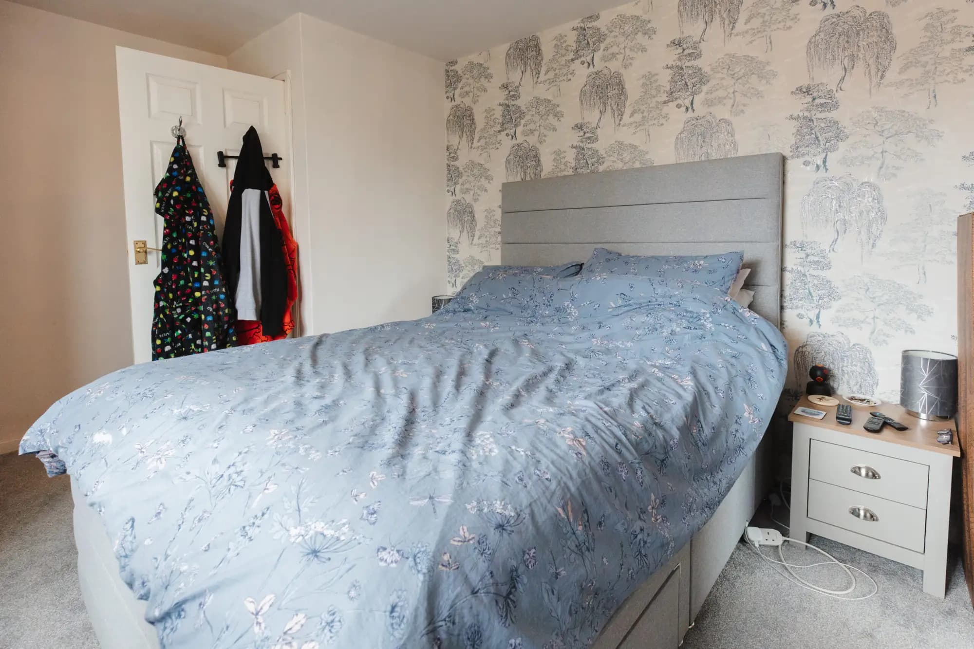 property photo 18 of 25