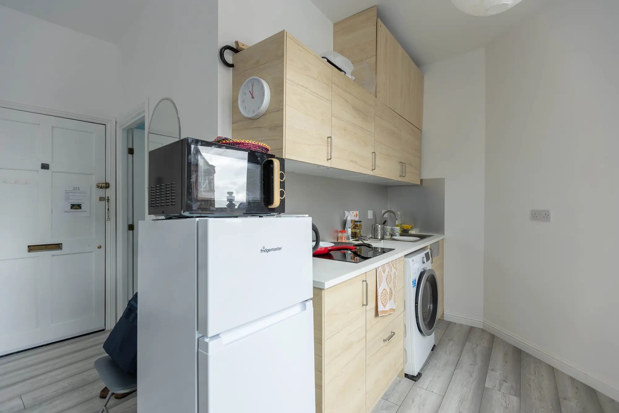 property photo 7 of 14