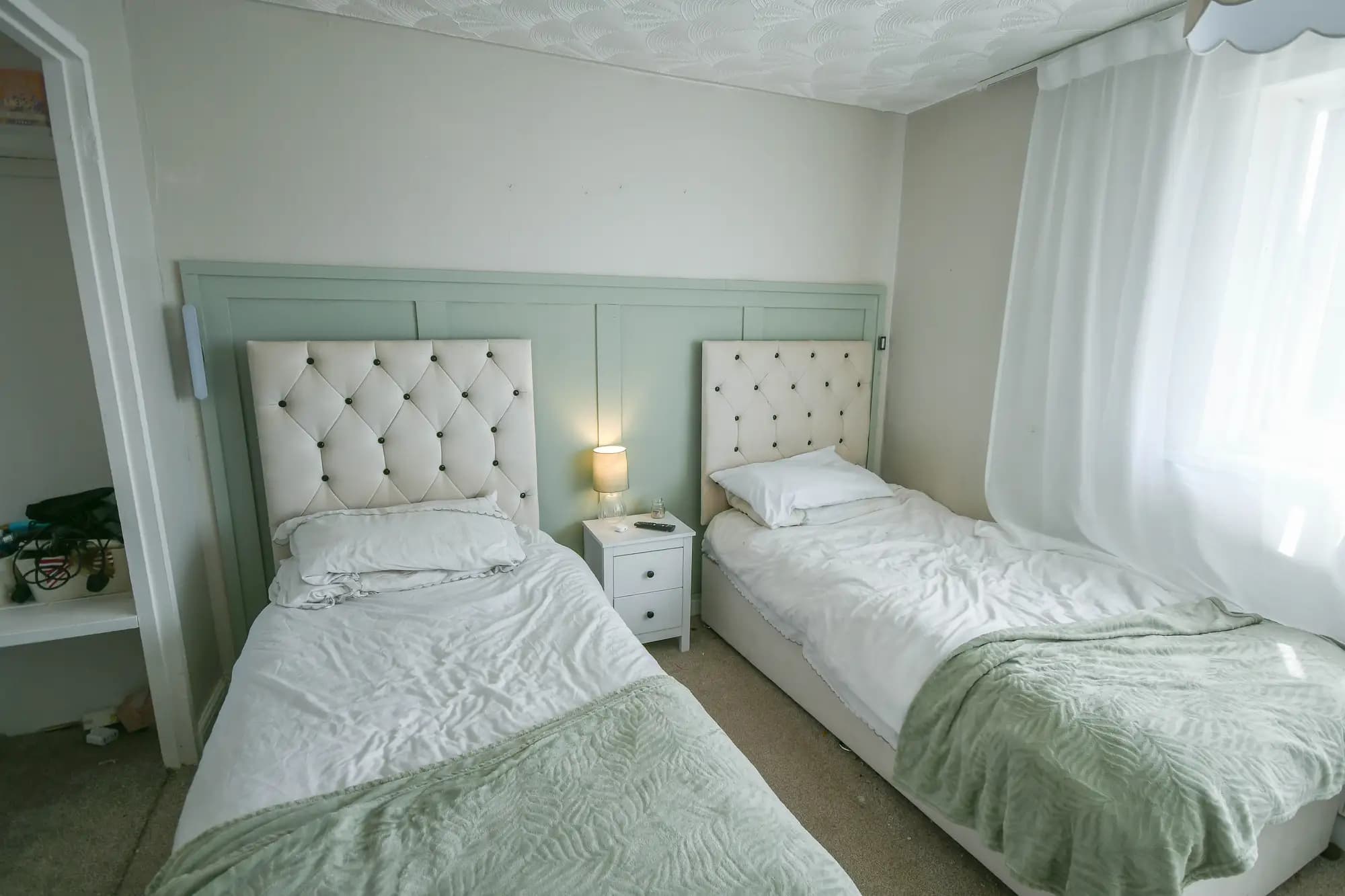 property photo 11 of 25