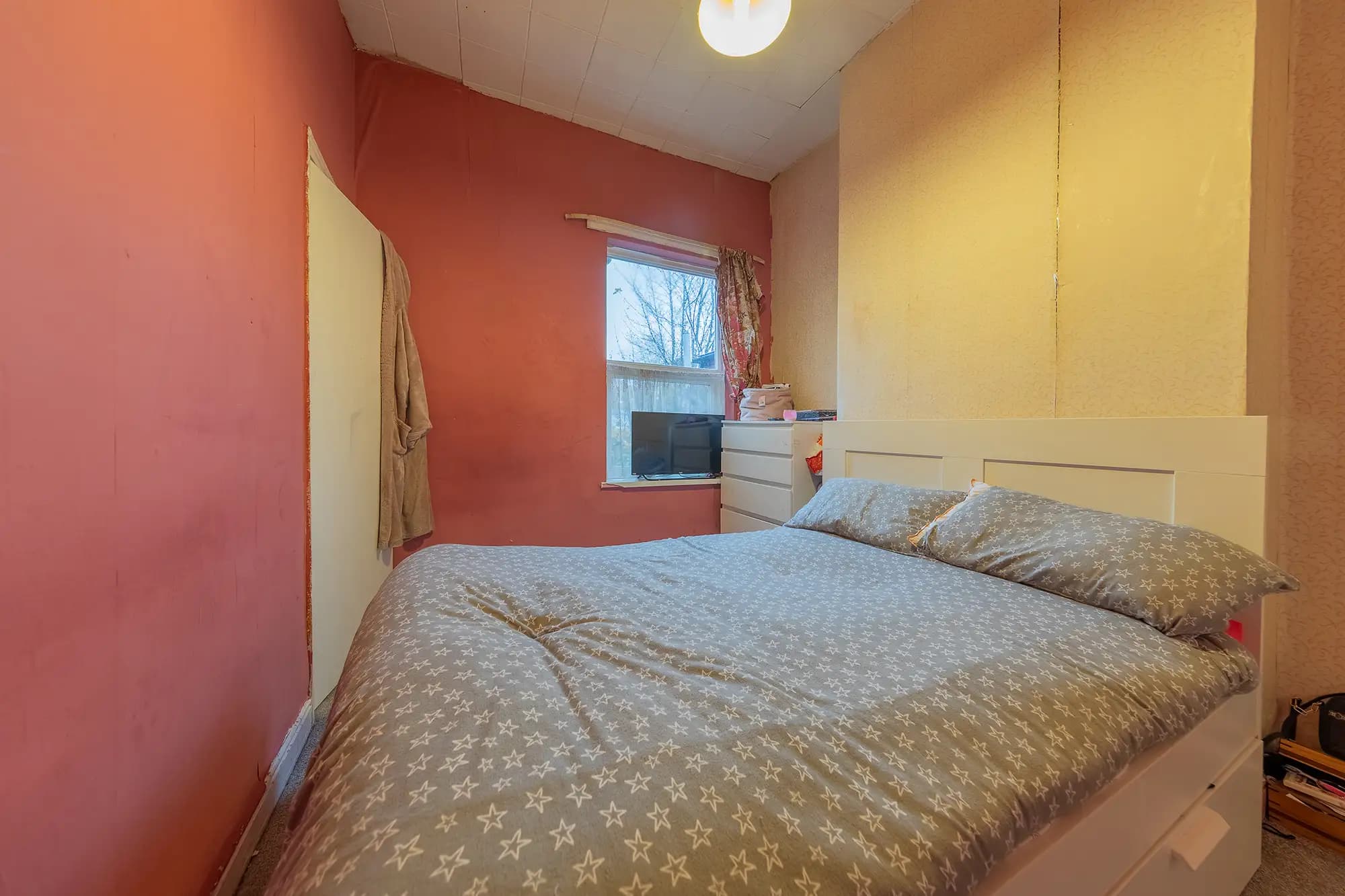 property photo 12 of 27