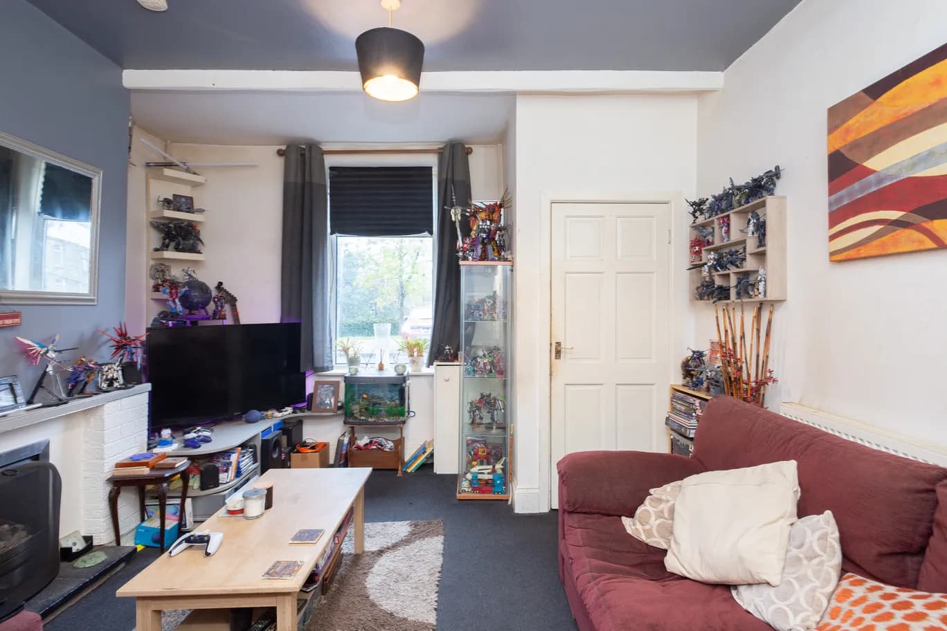 property photo 4 of 15