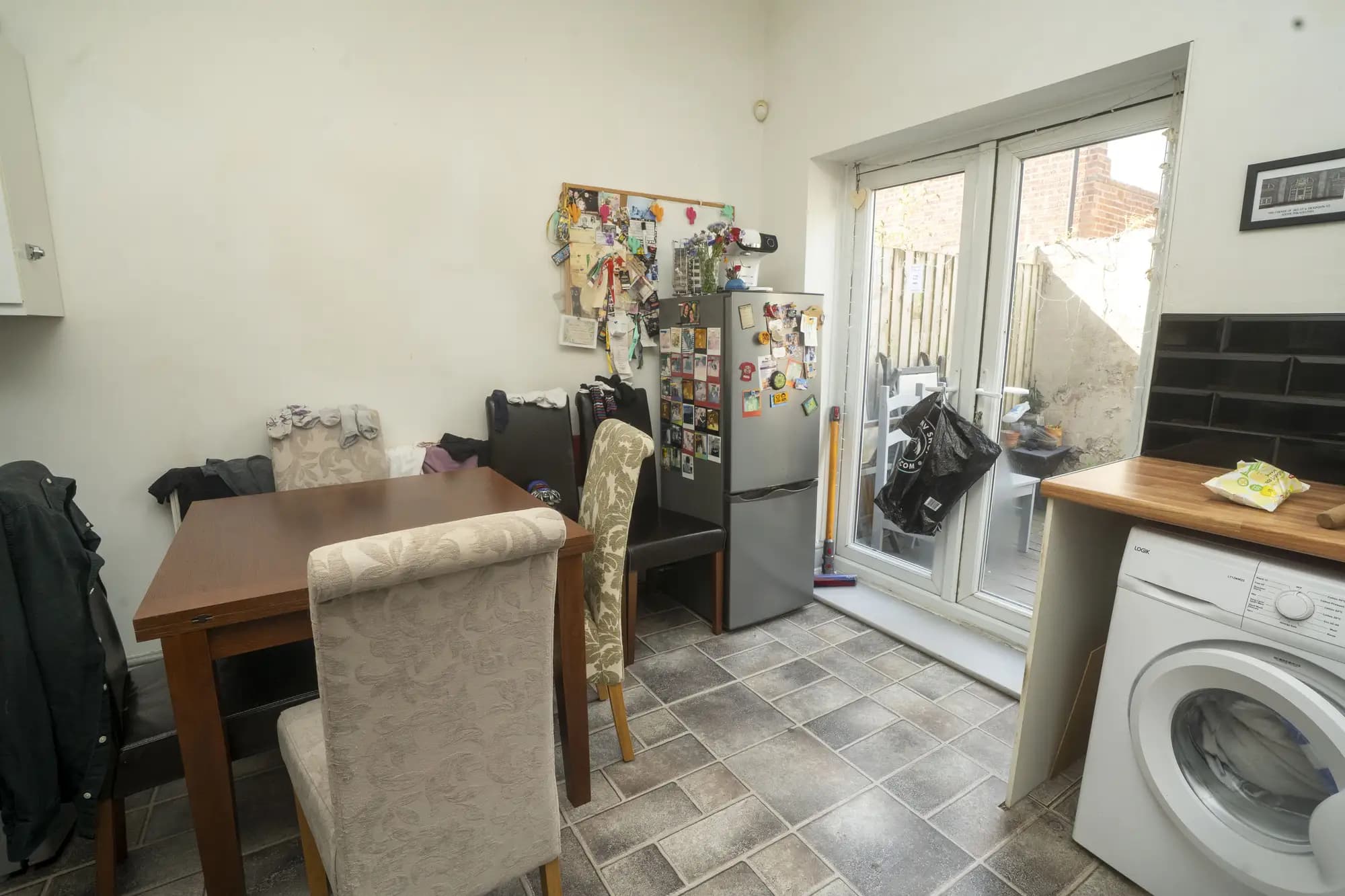 property photo 9 of 31