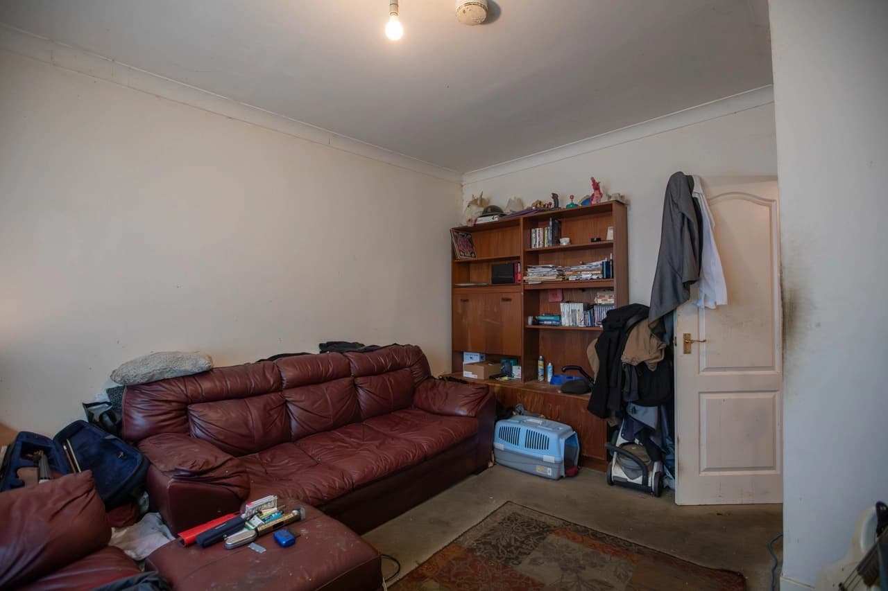 property photo 4 of 20