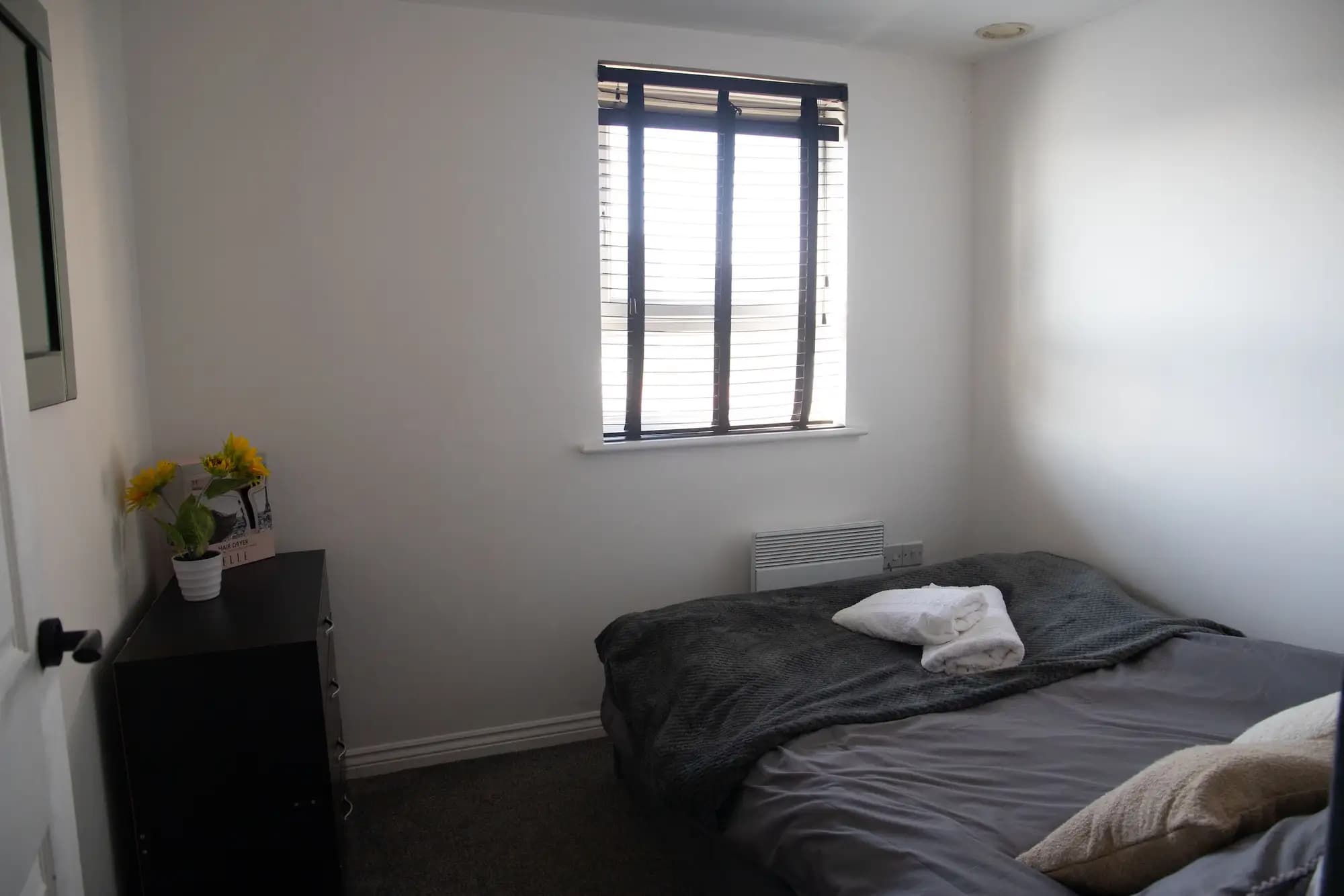 property photo 14 of 17