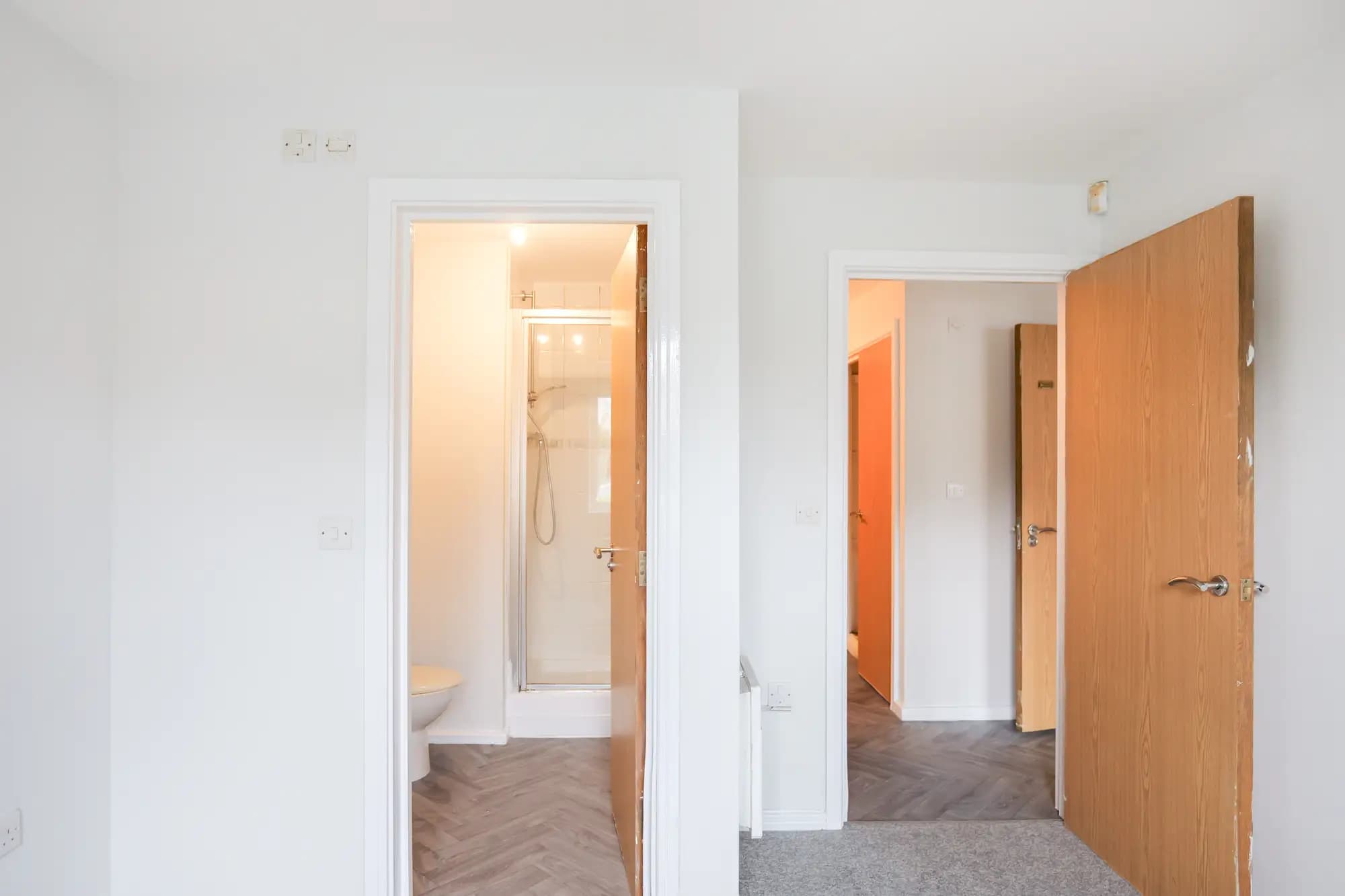 property photo 11 of 24