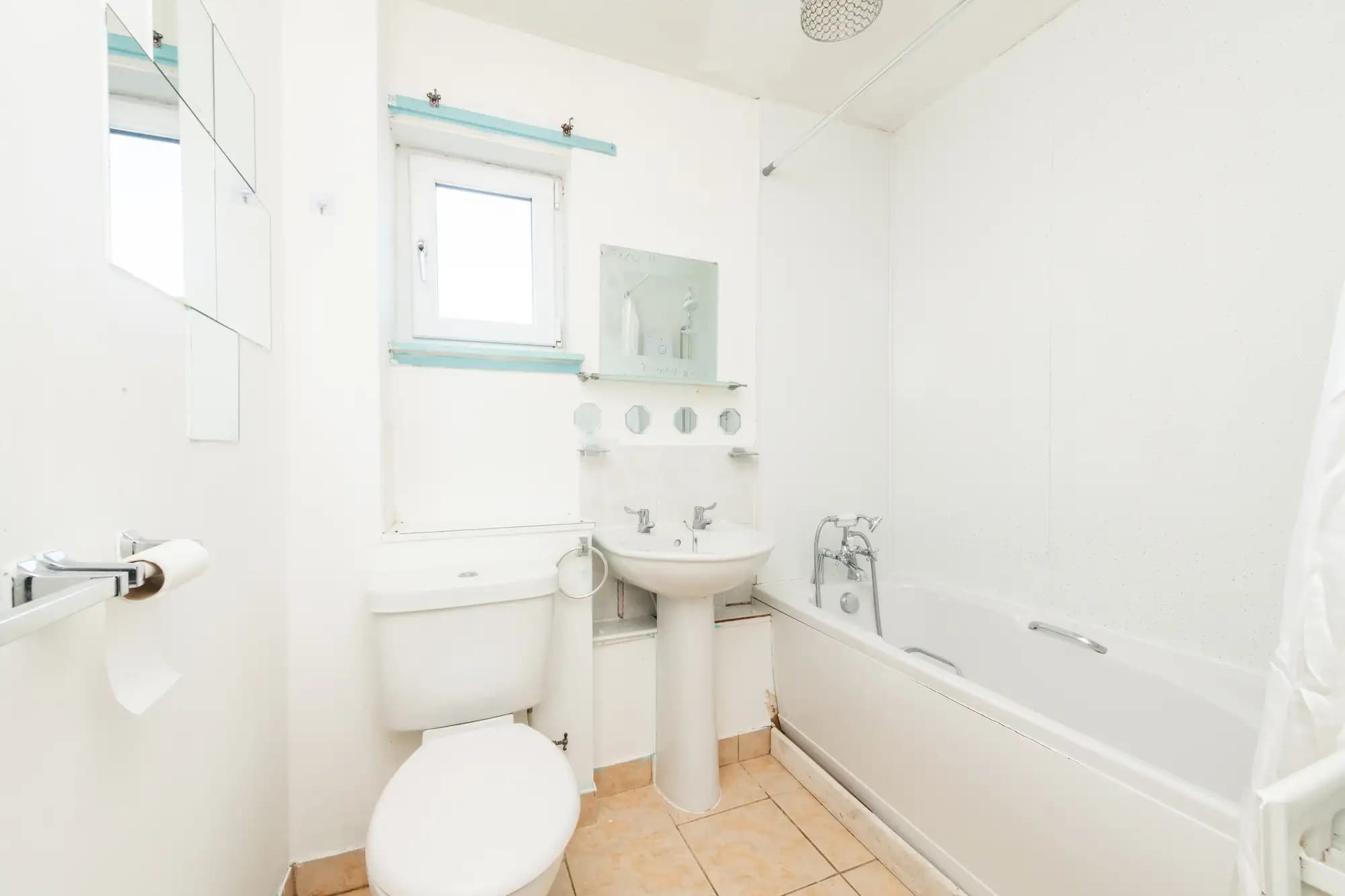 property photo 11 of 30