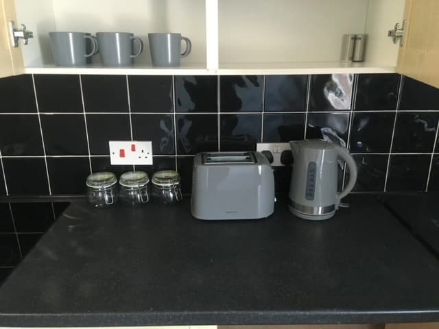 property photo 7 of 40