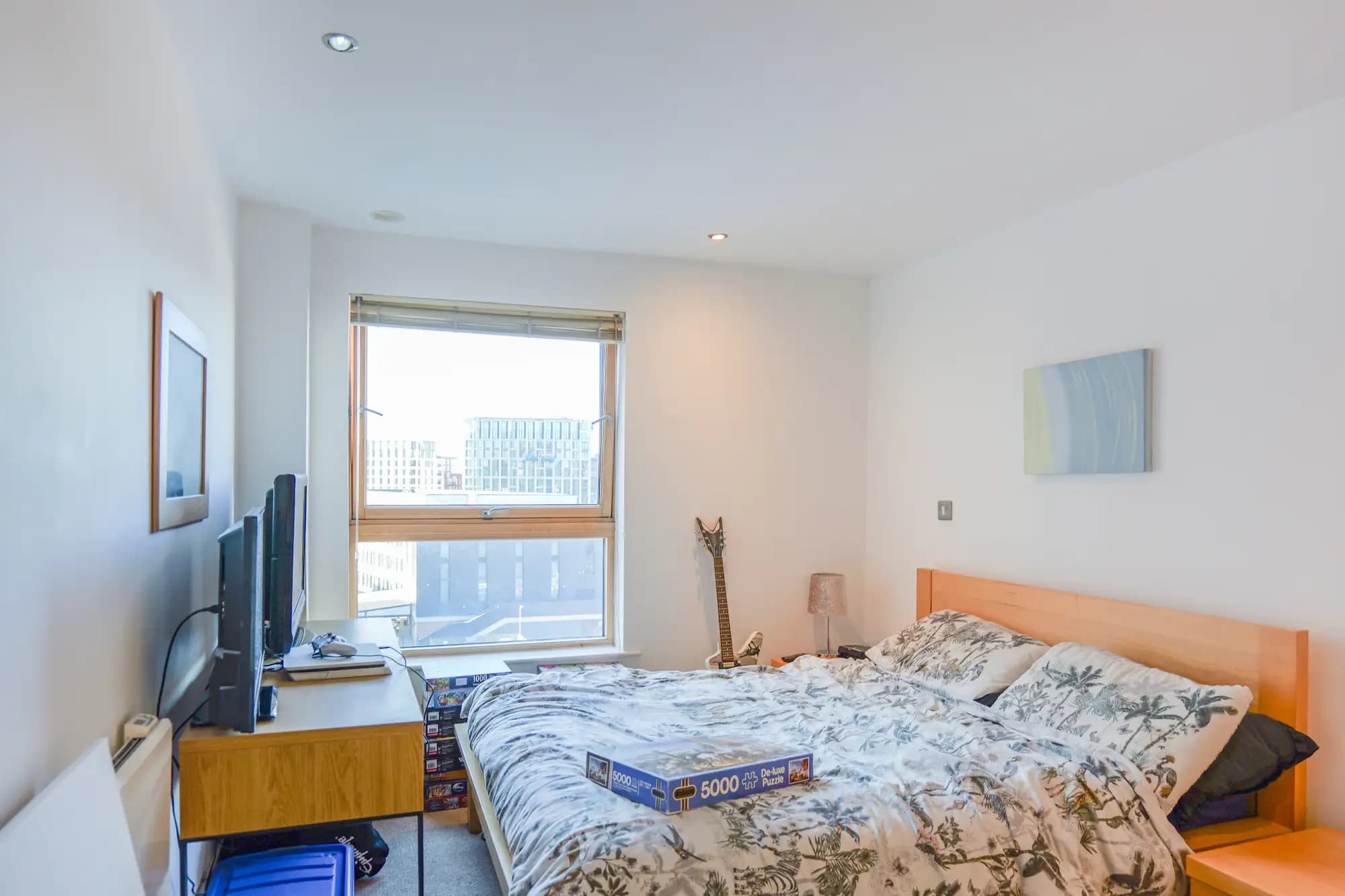 property photo 8 of 16