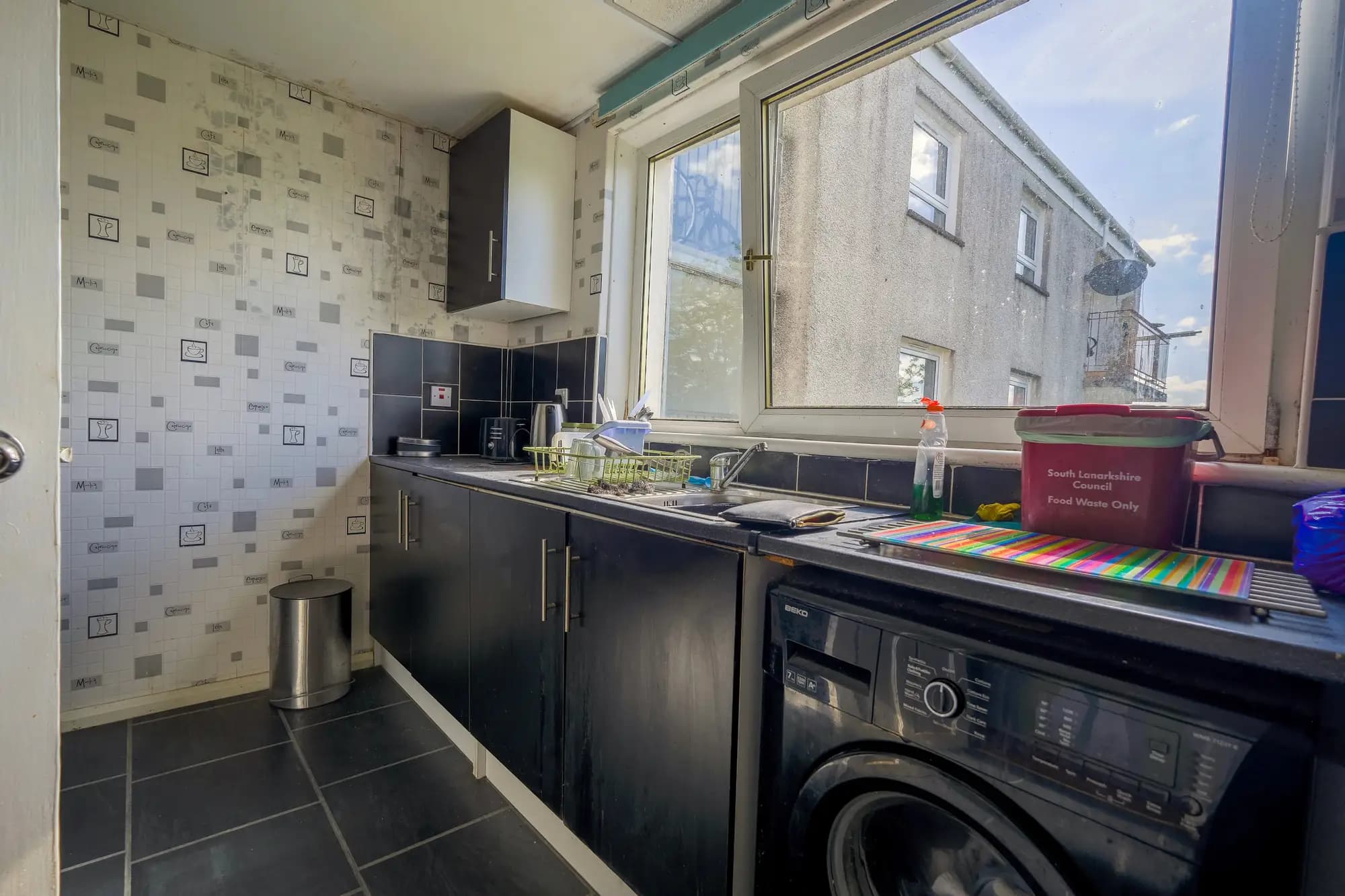 property photo 6 of 23